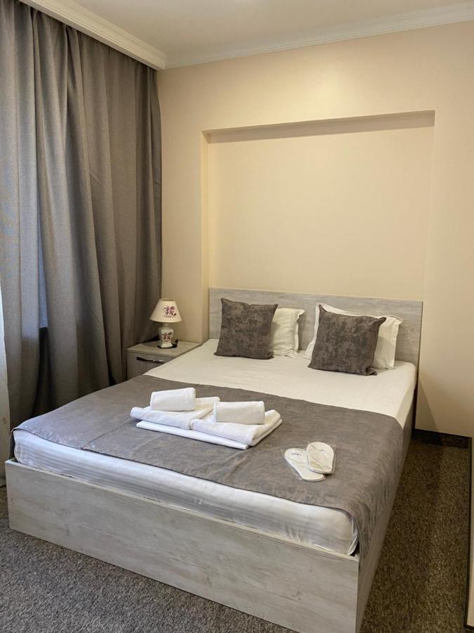 Hotel Leo Palace Tbilisi Buitenkant foto